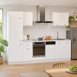 Elegant 7 Piece Kitchen Cabinet Set in White