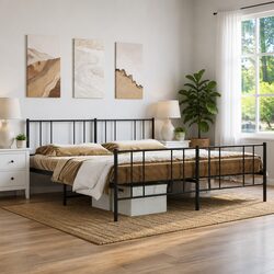 Elegant King Size Metal Bed Frame in Black