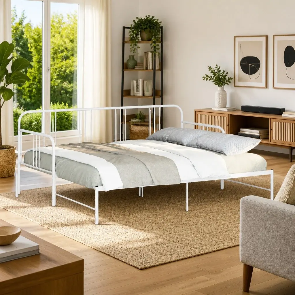 White Metal Daybed with Trundle for Guests