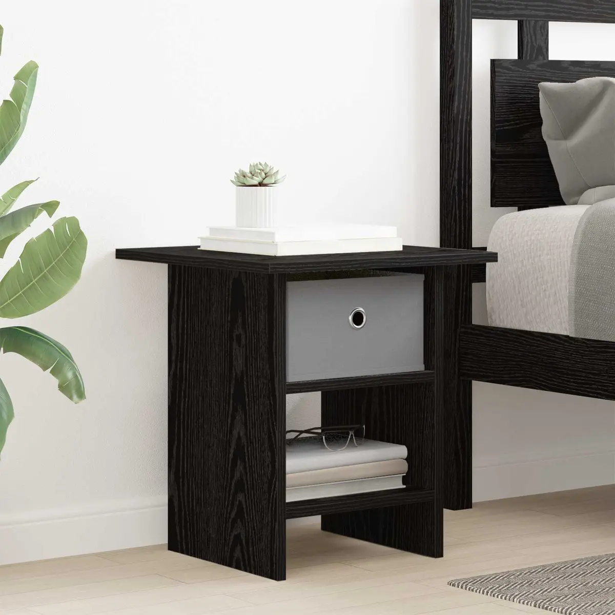 Black Nightstands for Modern Bedrooms
