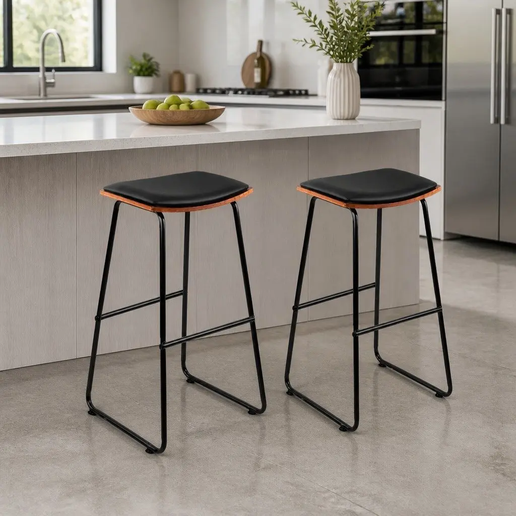 Set of 2 Black Bar Stools with Wooden Base and Metal Frame