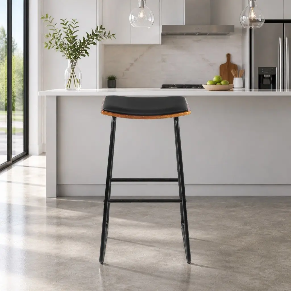 Set of 2 Black Bar Stools with Wooden Base and Metal Frame